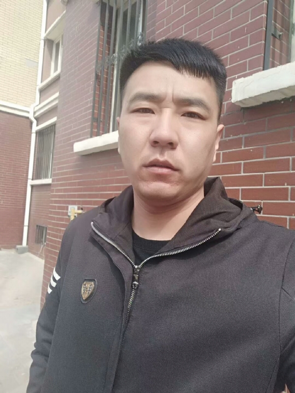 谁伴我闯荡的第一张照片--通辽中老年相亲网